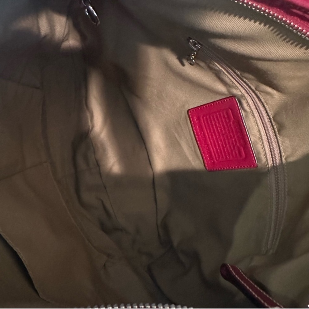 Vintage Y2K Coach Soho style F10907  Red
Leather Hobo (2007) - Picture 6 of 16